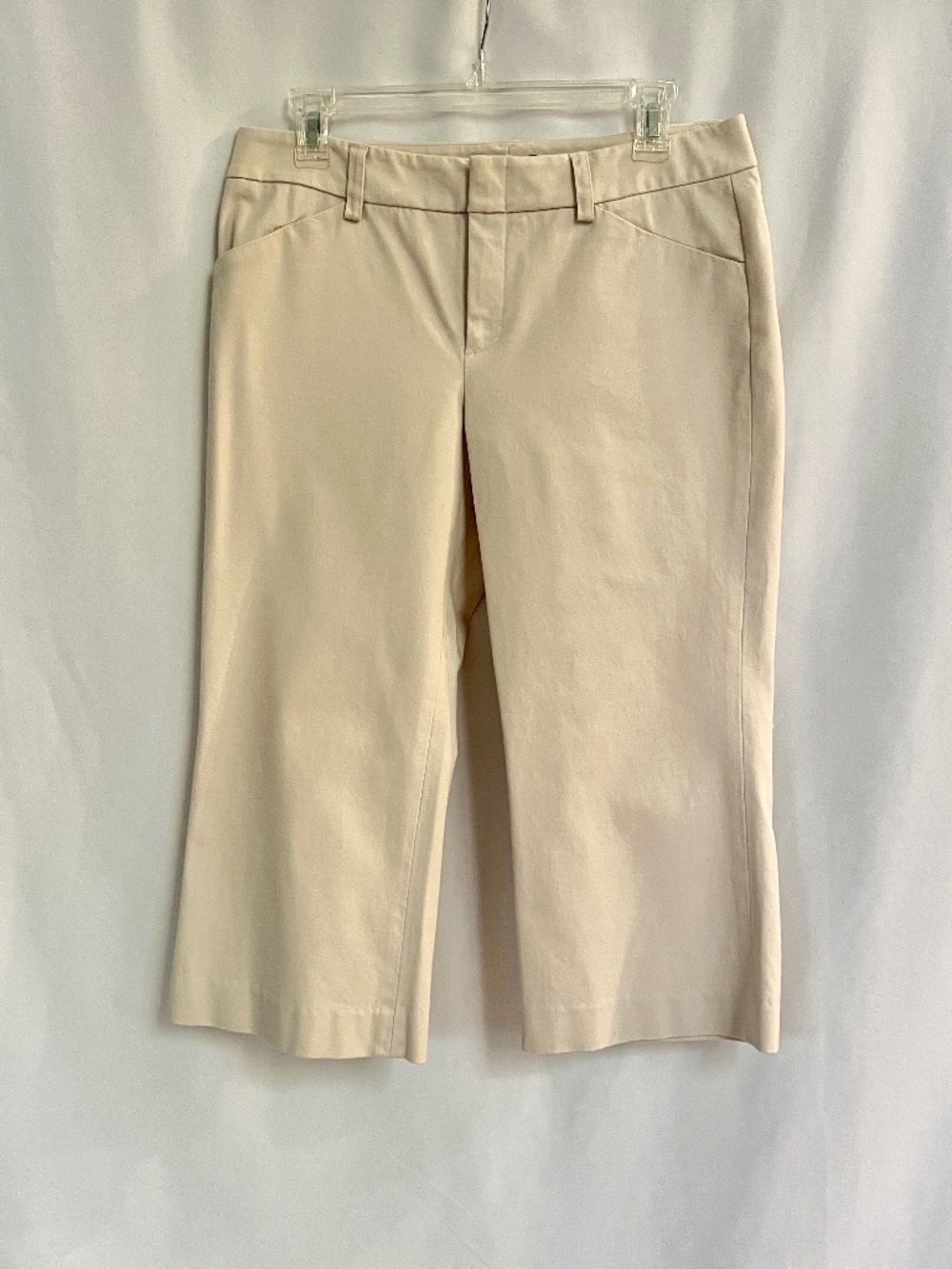 Womym Cropped Revival Capri pants Made in NY, USA Tan Size 8